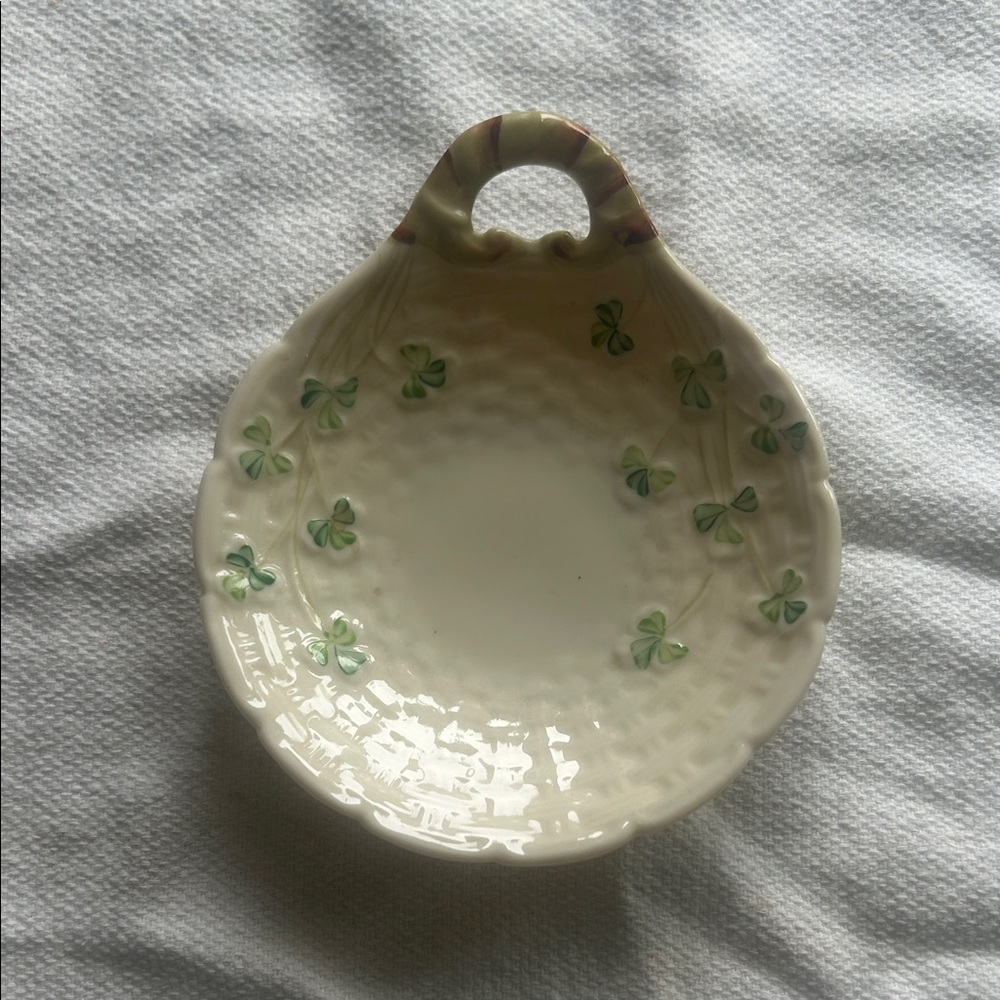 Belleek Cream and Green Shamrock Dish